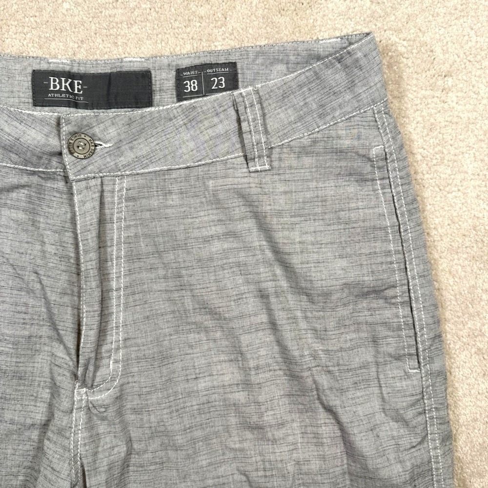 BKE Buckle Athletic Fit Shorts Gray Casual Flat Front Mens Size 38 - Picture 3 of 6